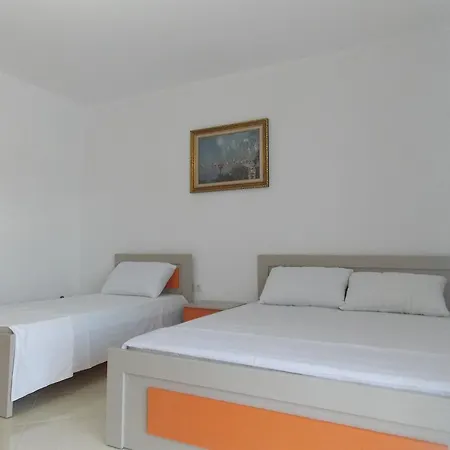Vila Bega 3*